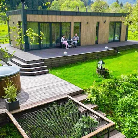 Paporoti House *